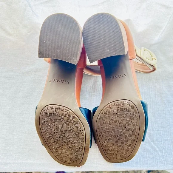 Vionic Women's Black and White Heels - Chardonnay - Picture 5 of 5